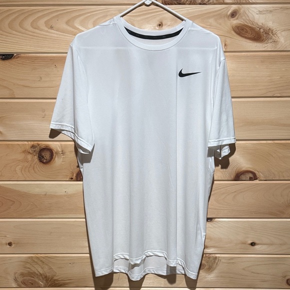 Nike Dri Fit Men's White Tee Black Swoosh Size XL - Picture 1 of 4